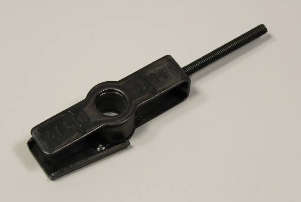 BOXER-ADJUSTER CHAIN RH GENUINE